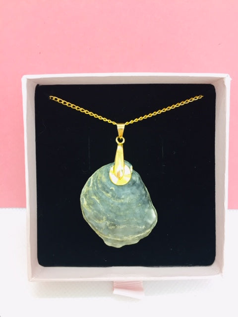 Shell Necklace "Angelina"