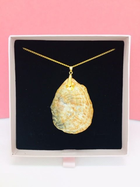Shell Necklace "Liora"