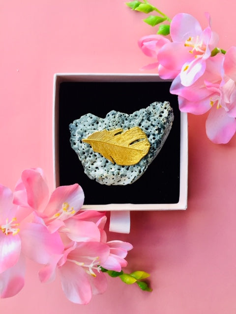 Brooch "Dove"