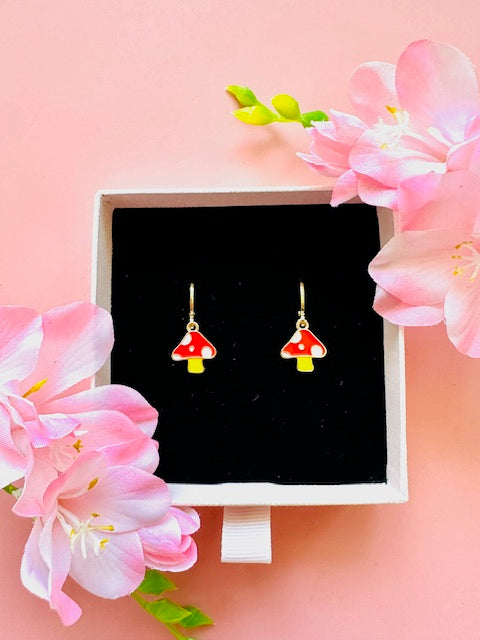 "Cute as a Button" Earrings