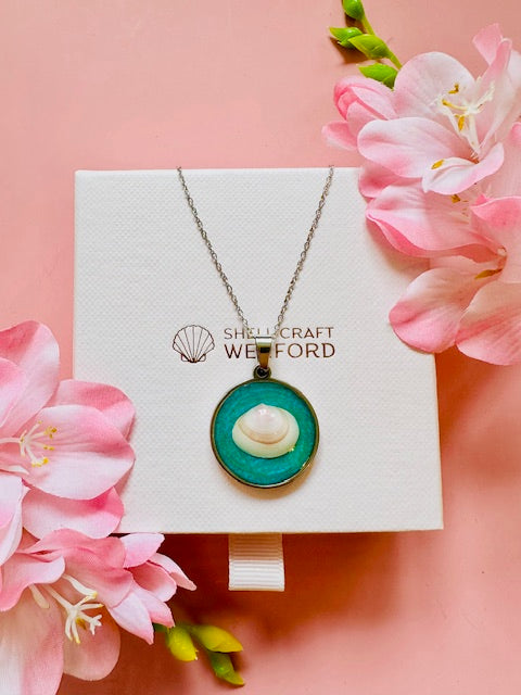 Seashell Shine Necklace - Turquoise/Silver